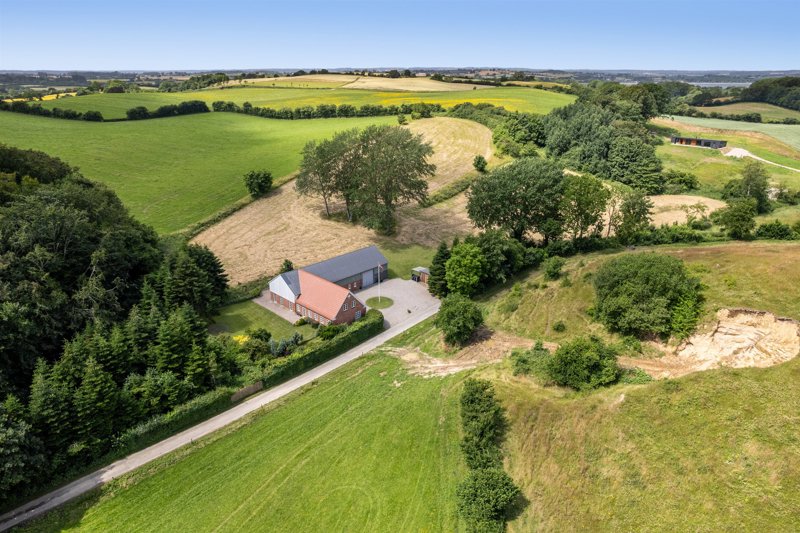 Property image number 3