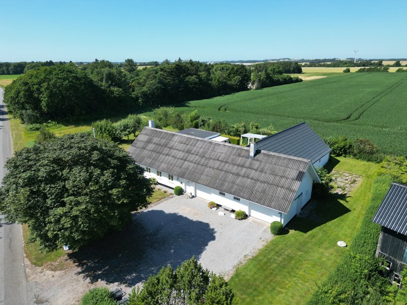 Property image number 2