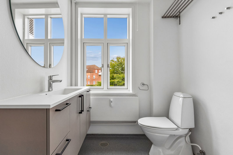 Property image number 8