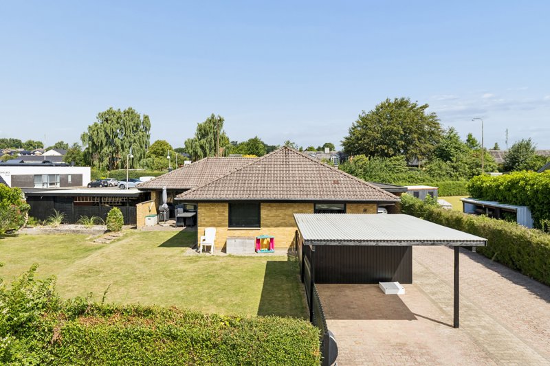 Property image number 2