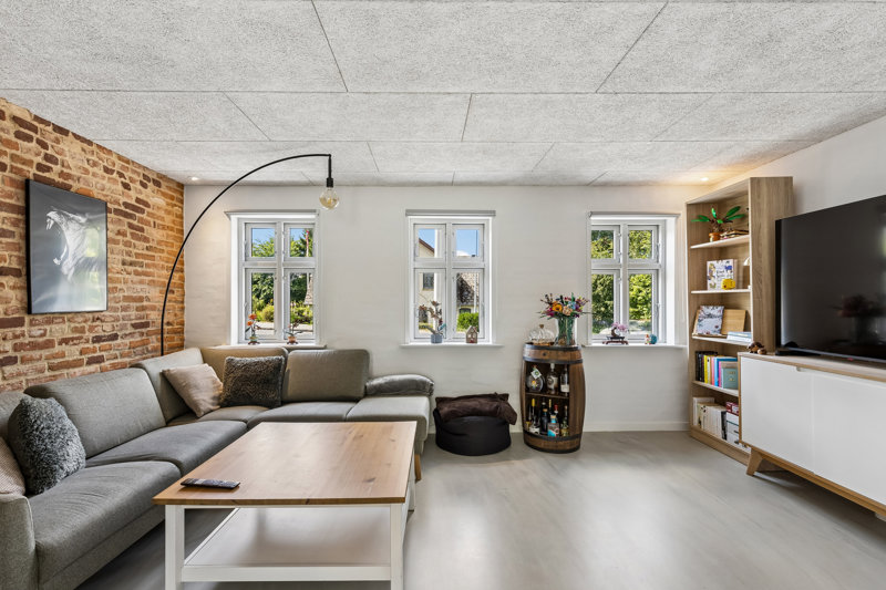 Property image number 2