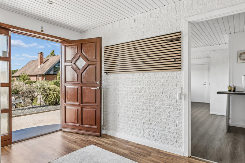 Property image number 2