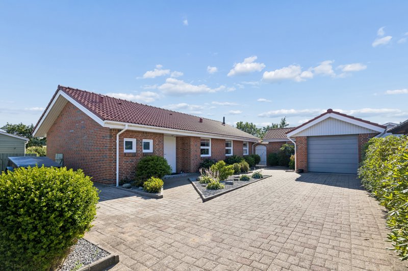 Property image number 2