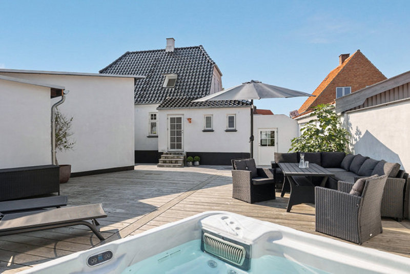 Property image number 2