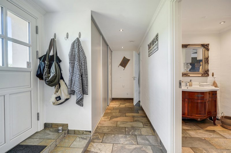 Property image number 4