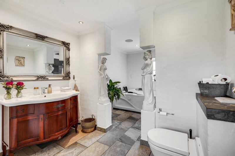 Property image number 5