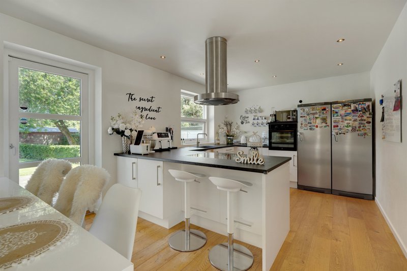 Property image number 10
