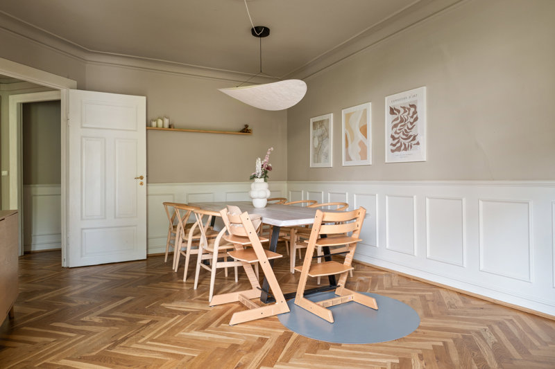 toggle-gallery-image