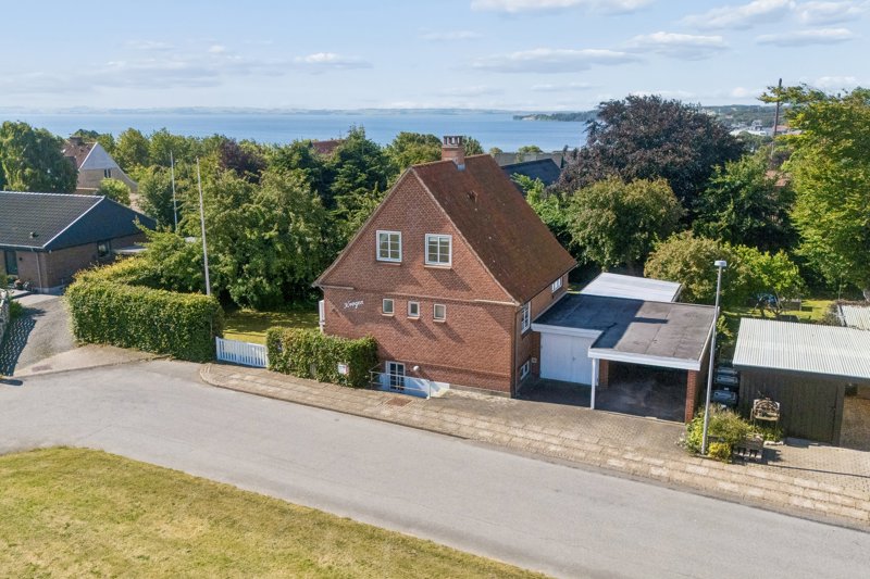 Property image number 1