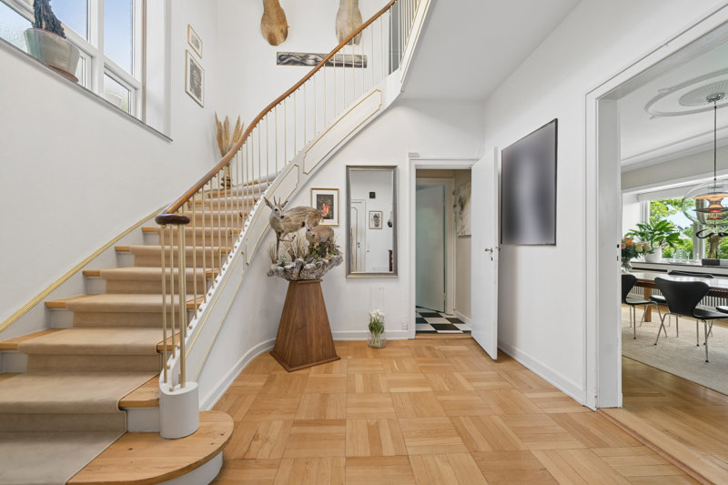 Property image number 2