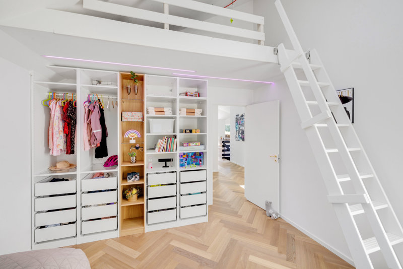 toggle-gallery-image