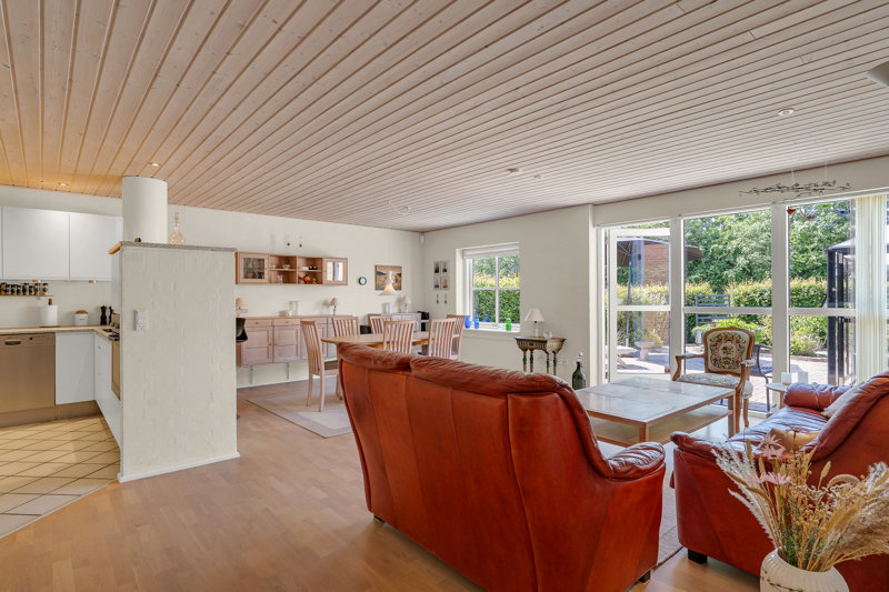 Property image number 8