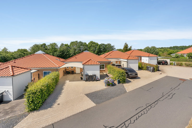 Property image number 2