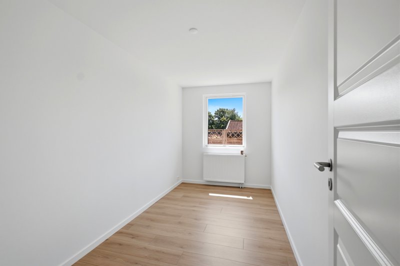 Property image number 8