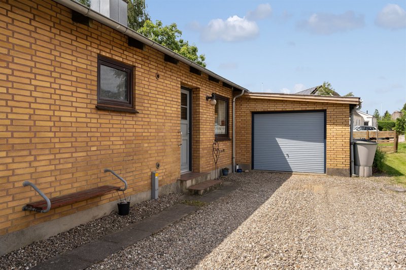 Property image number 2