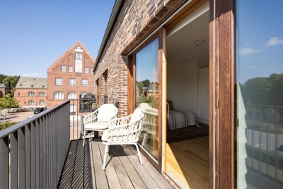 ØSTERBRO - KASTELLET, ENESTÅENDE PENTHOUSELEJLIGHED
