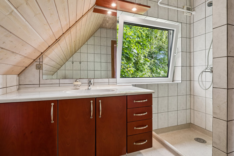 Property image number 8
