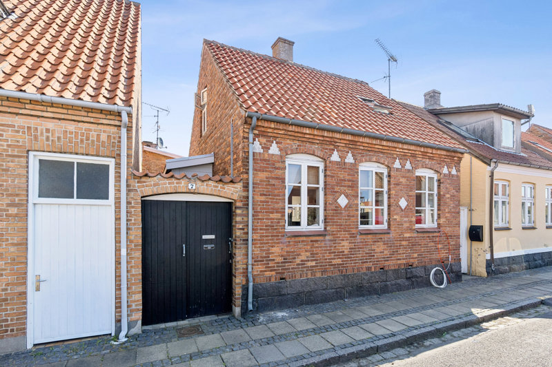 Property image number 2
