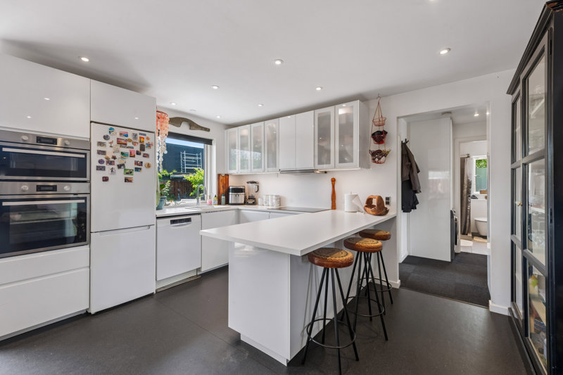 Property image number 2