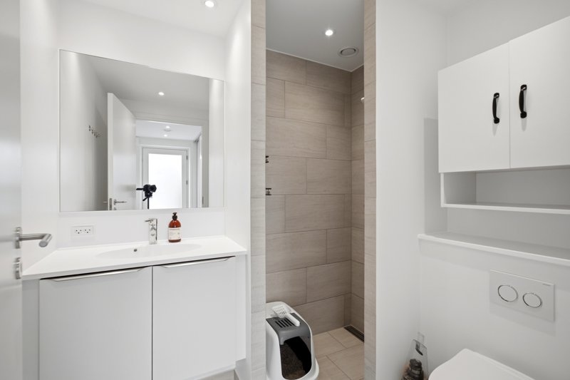 toggle-gallery-image