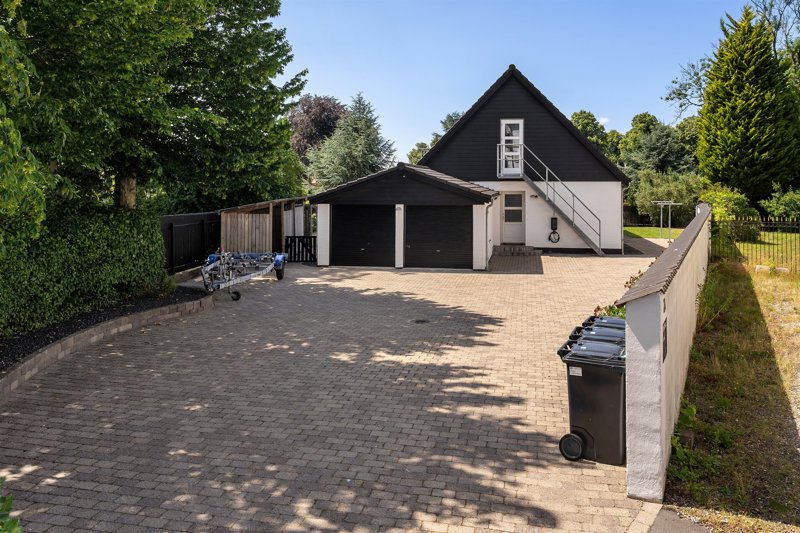 Property image number 2