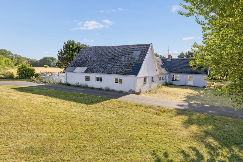 Property image number 2