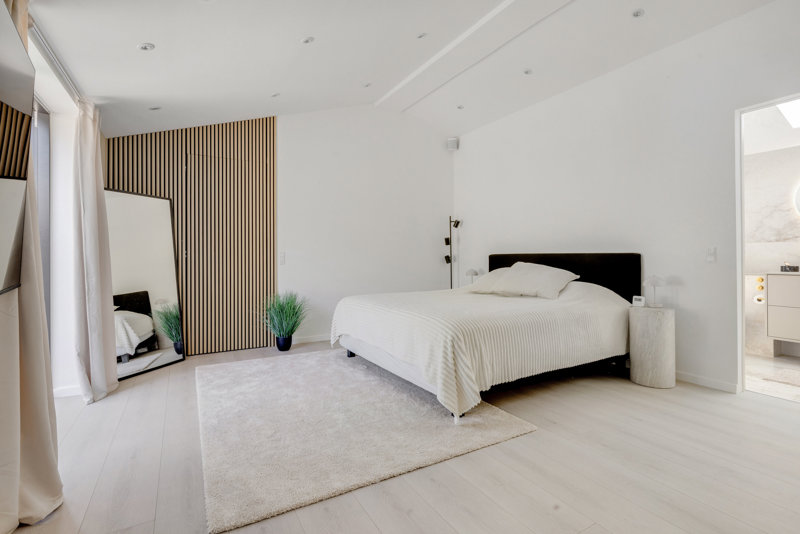 toggle-gallery-image
