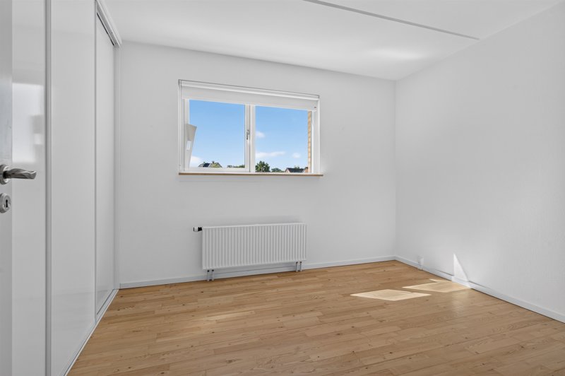 Property image number 8