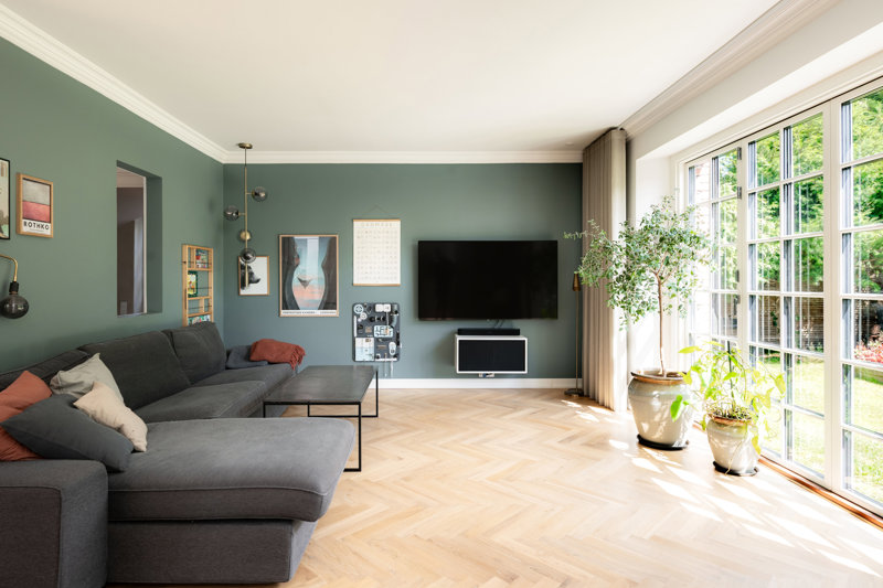 toggle-gallery-image