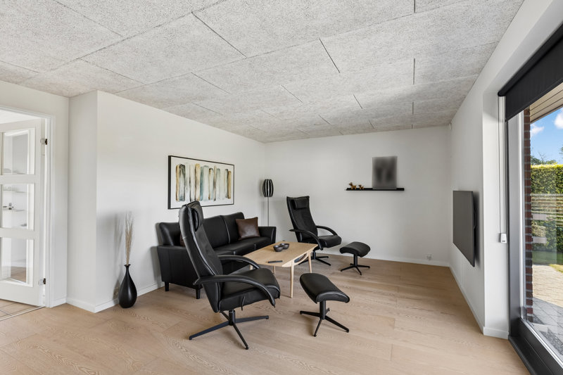 Property image number 8