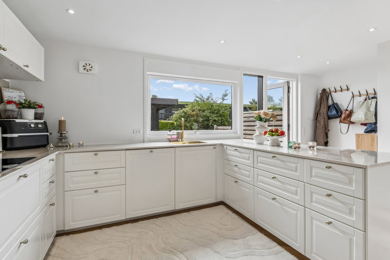 Property image number 8