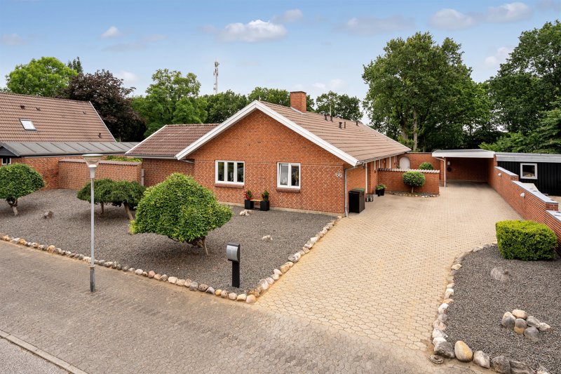 Property image number 2