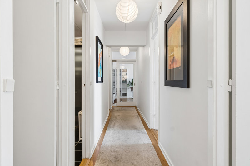 toggle-gallery-image