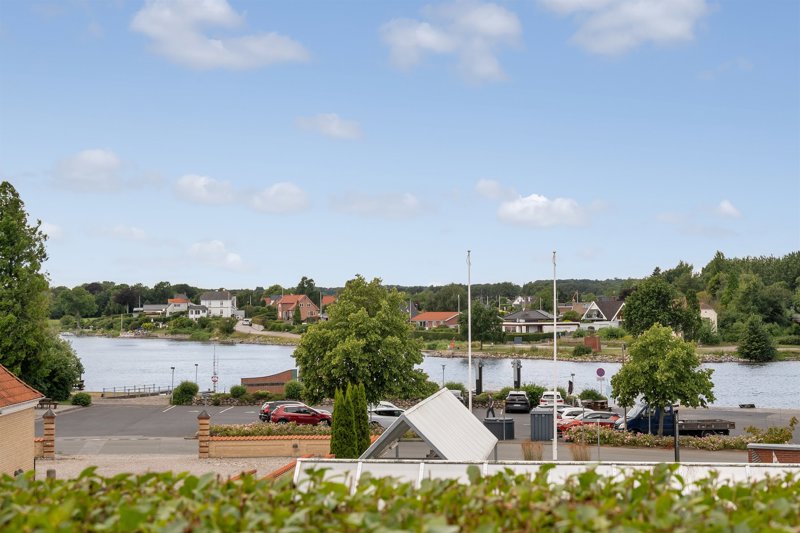 Property image number 2