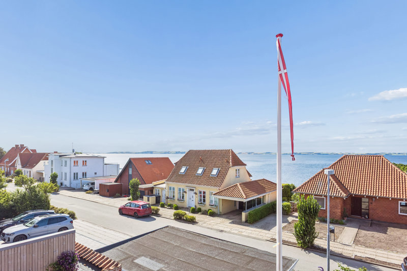 Property image number 2