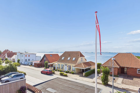Smuk og velholdt murermestervilla - med fjordudsigt