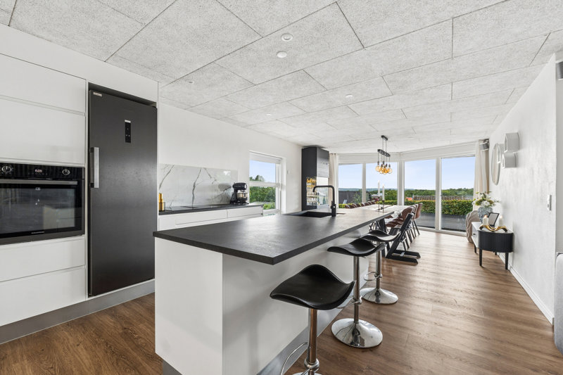 Property image number 3