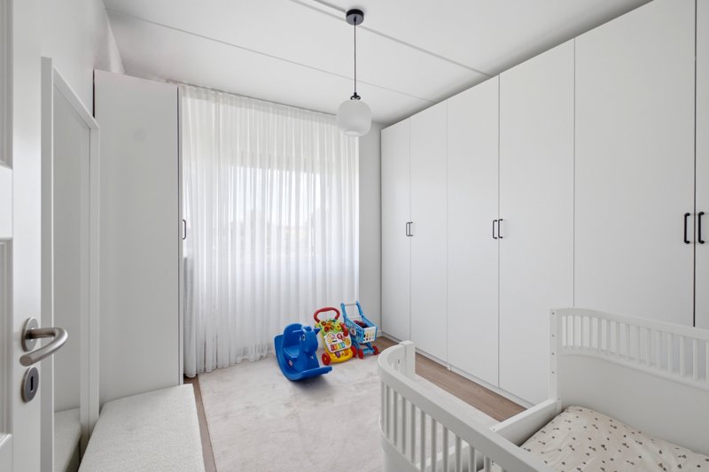 toggle-gallery-image