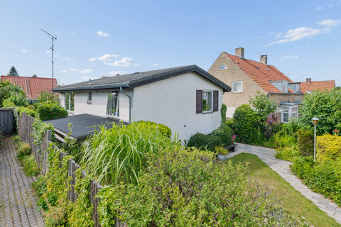 Fantastisk beliggenhed i et attraktivt villakvarter