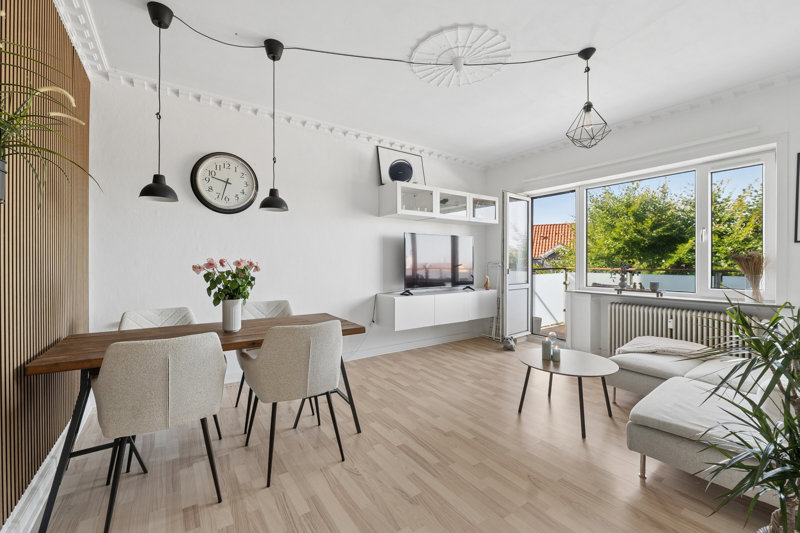 Property image number 2