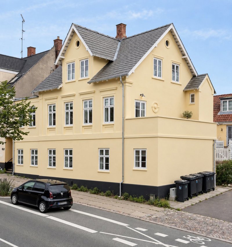 Property image number 2