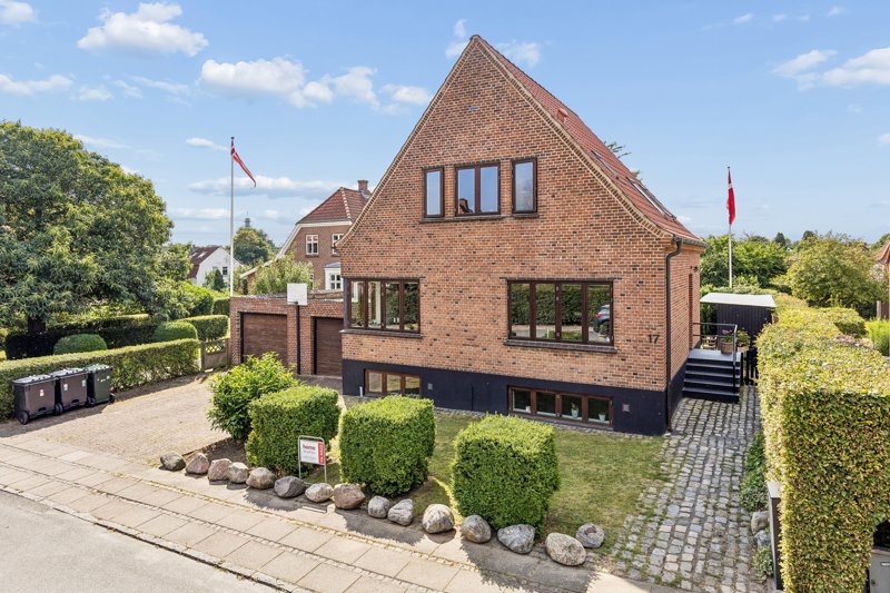 Property image number 1