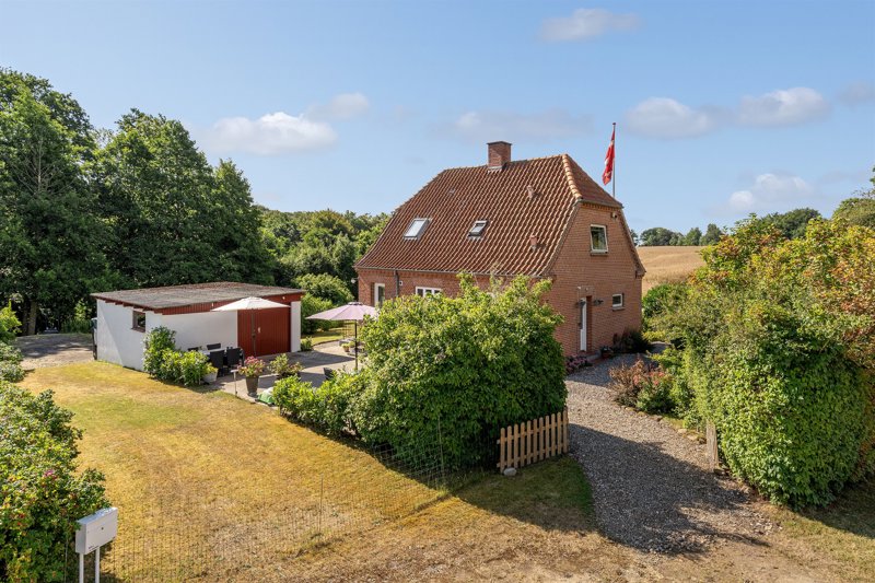 Property image number 2