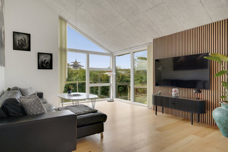 Property image number 8