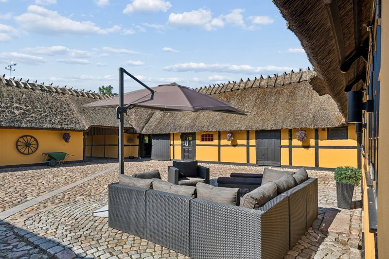 Property image number 2