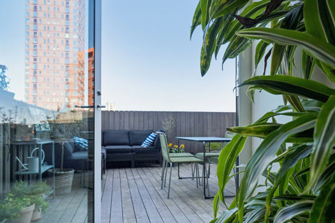 Eftertragtet 3-værelses tårnlejlighed med privat tagterrasse