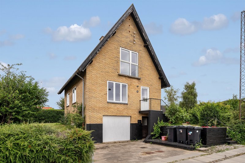 Property image number 2