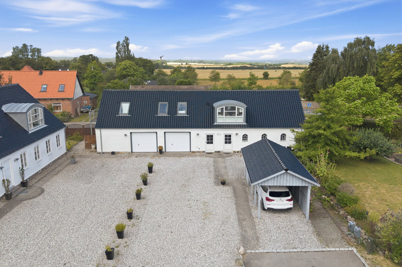 Property image number 1