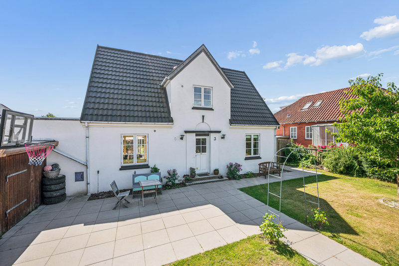 Property image number 1
