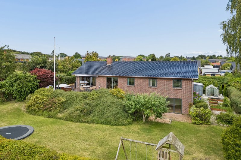 Property image number 2